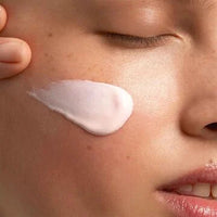 Clarins UV Plus Multi-Protection Moisturising Screen SPF50 Rose - 30ml